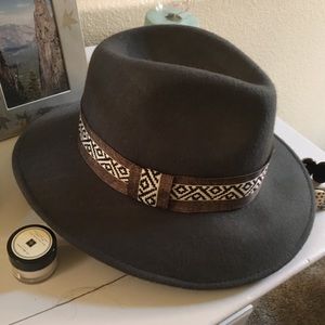 Felt Hat - Grey